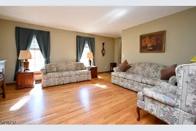 189 Schoolhouse Road, Jefferson Township, NJ 07438 - Photo 13