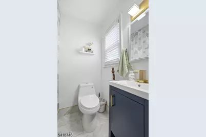 415 19th Ave, Paterson, NJ 07504 - Photo 17