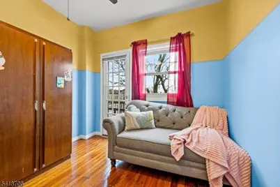 102 Treacy Ave, Newark, NJ 07108 - Photo 9