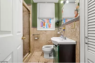 102 Treacy Ave, Newark, NJ 07108 - Photo 7