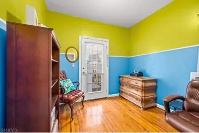 102 Treacy Ave, Newark, NJ 07108 - Photo 11