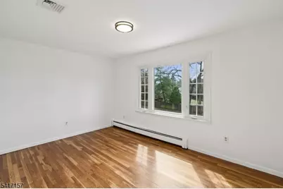 36 Scarsdale Dr, Livingston, NJ 07039 - Photo 21