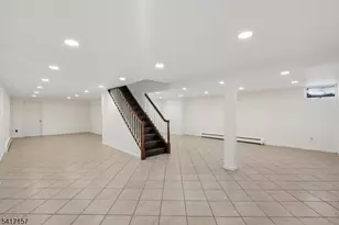 36 Scarsdale Dr, Livingston, NJ 07039 - Photo 25