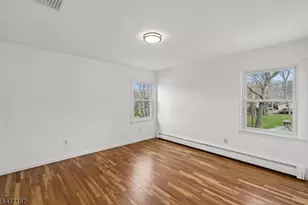 36 Scarsdale Dr, Livingston, NJ 07039 - Photo 23