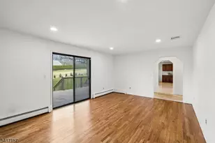 36 Scarsdale Dr, Livingston, NJ 07039 - Photo 9