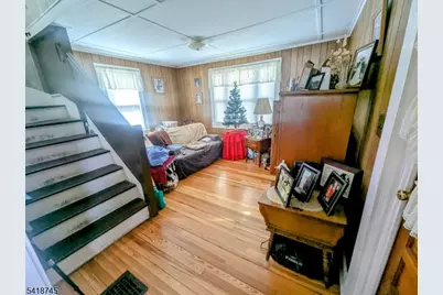 70 N Hillside Ave, Roxbury Township, NJ 07847 - Photo 9