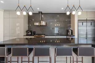 24 Bluffs Ct, Hamburg, NJ 07419 - Photo 7