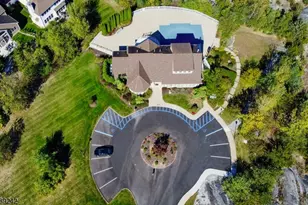 24 Bluffs Ct, Hamburg, NJ 07419 - Photo 39