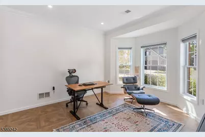 24 Bluffs Ct, Hamburg, NJ 07419 - Photo 17