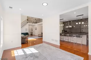 24 Bluffs Ct, Hamburg, NJ 07419 - Photo 11