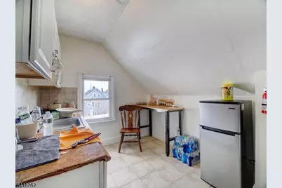 20 Geneva St, Elizabeth, NJ 07206 - Photo 3