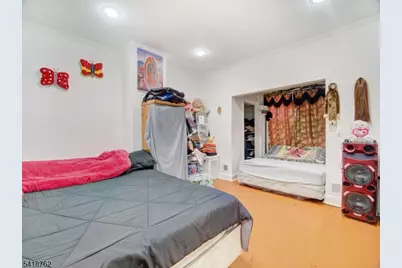 20 Geneva St, Elizabeth, NJ 07206 - Photo 23