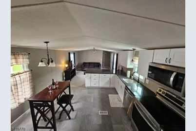 10 Clover, White Township, NJ 07823 - Photo 5