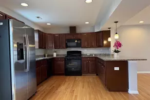 33 Ronald Dr, Franklin Township, NJ 08873 - Photo 1