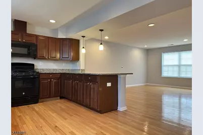 33 Ronald Dr, Franklin Township, NJ 08873 - Photo 7