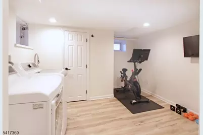 341 Essex Ave, Bloomfield, NJ 07003 - Photo 45