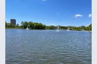 32 Woodcliff Ave #B4, North Bergen, NJ 07047 - Photo 7