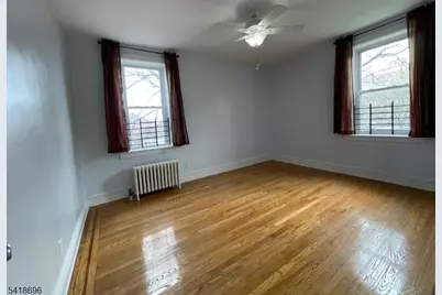 32 Woodcliff Ave #B4, North Bergen, NJ 07047 - Photo 3