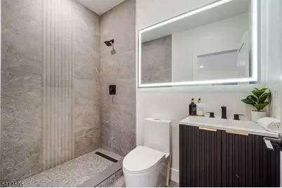 31 Grace St, Irvington, NJ 07111 - Photo 7