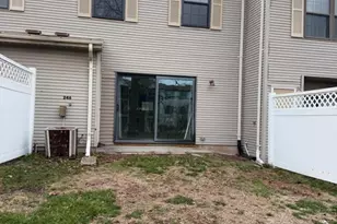 246 Hampshire Ct, Piscataway Township, NJ 08854 - Photo 9