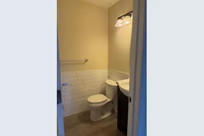 246 Hampshire Ct, Piscataway Township, NJ 08854 - Photo 7