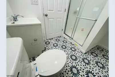 76 Chestnut St #2, Montclair, NJ 07042 - Photo 9