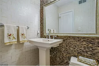 247 Crescenzi Ct, West Orange Township, NJ 07052 - Photo 21