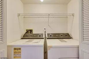 7107 Hana Rd, Edison Twp., NJ 08817 - Photo 33