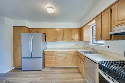 7107 Hana Rd, Edison Twp., NJ 08817 - Photo 13