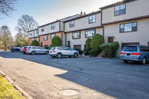 7107 Hana Rd, Edison Twp., NJ 08817 - Photo 3