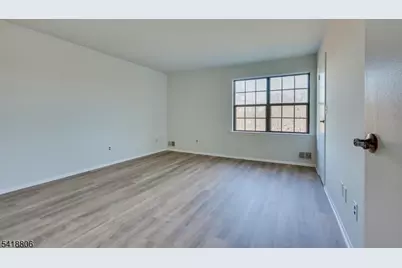 7107 Hana Rd, Edison Twp., NJ 08817 - Photo 19