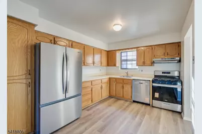 7107 Hana Rd, Edison Twp., NJ 08817 - Photo 15