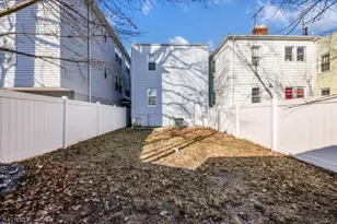 342 Sanford Ave, Newark, NJ 07106 - Photo 17