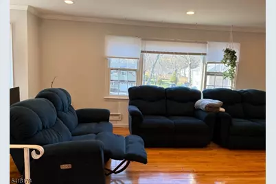 52 Oakwood Ave, Livingston, NJ 07039 - Photo 3