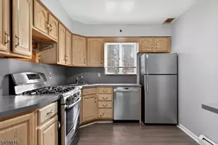 569 Scotland Rd, Union Township, NJ 07083 - Photo 13