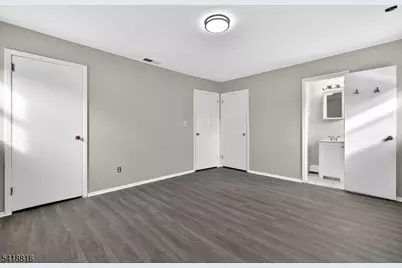 569 Scotland Rd, Union Township, NJ 07083 - Photo 15