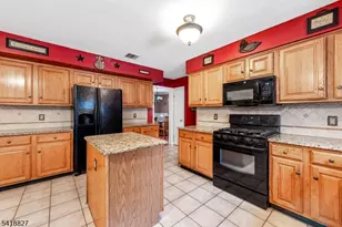 20 Windjammer Dr, Jefferson Township, NJ 07849 - Photo 9