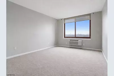 100 Old Palisade Rd #1410, Fort Lee, NJ 07024 - Photo 11