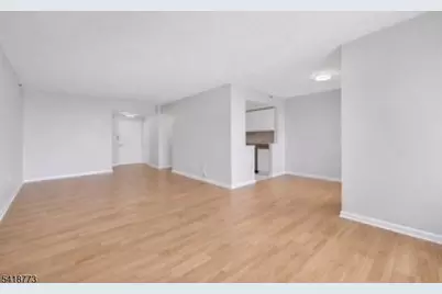 100 Old Palisade Rd #1410, Fort Lee, NJ 07024 - Photo 3