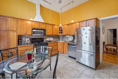 105 Jefferson St #2, Newark, NJ 07105 - Photo 1