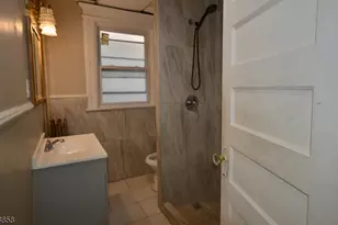 899 S 18th St, Newark, NJ 07108 - Photo 15