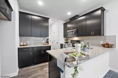 39 Robeson St, Somerville, NJ 08876 - Photo 9