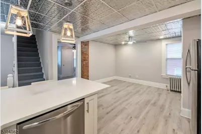 204 Forest St Unit #2, Montclair, NJ 07042 - Photo 9