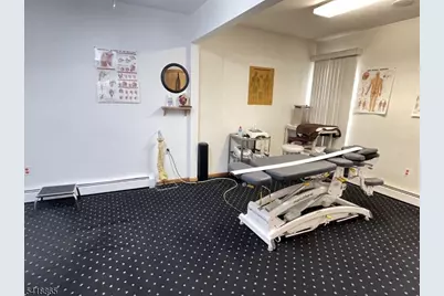 697 Kearny Ave, Kearny, NJ 07032 - Photo 15