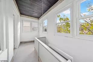 334 Pine St, Elizabeth, NJ 07206 - Photo 15