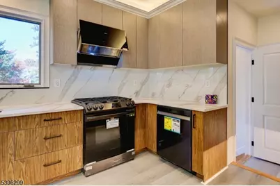 58 Zeliff Ave, Little Falls Township, NJ 07424 - Photo 11