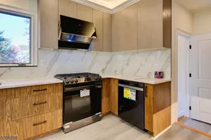 58 Zeliff Ave, Little Falls Township, NJ 07424 - Photo 11