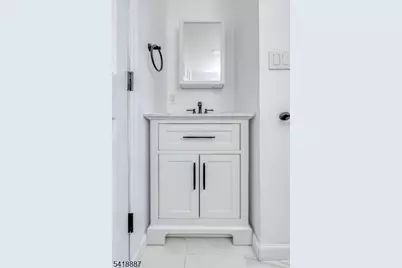 22 Wanaque Ave, Wanaque, NJ 07420 - Photo 9