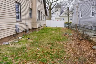 130 Elmwood Ave, East Orange, NJ 07018 - Photo 37