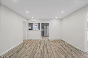 728 Glen Rd, Sparta Township, NJ 07871 - Photo 9